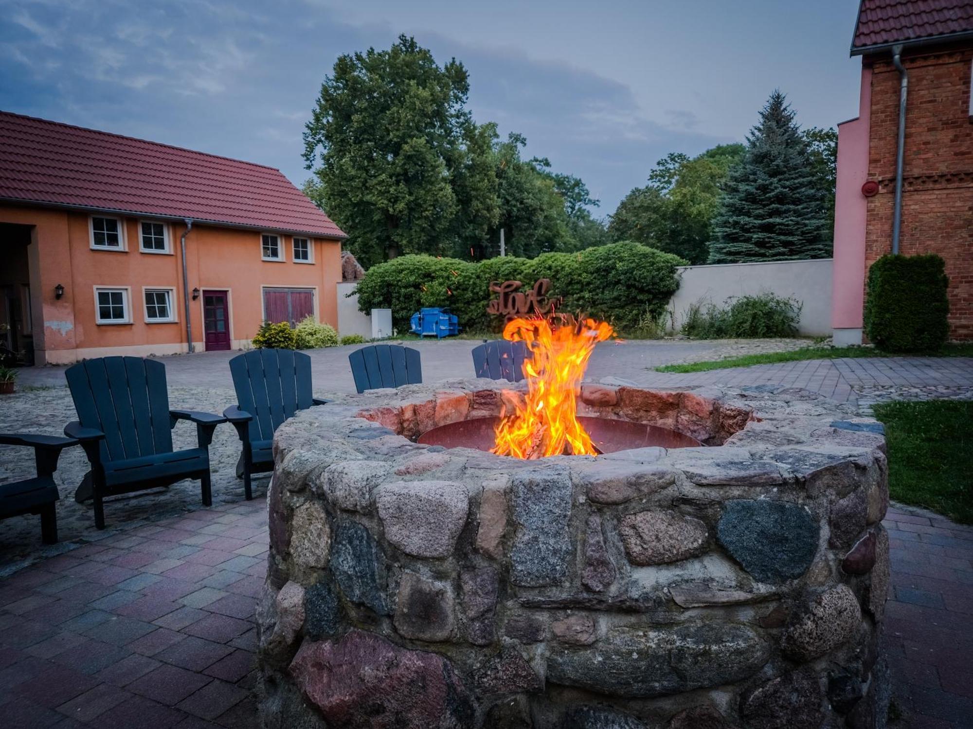 Project June - Ehemals Landgasthof Jueterbog ภายนอก รูปภาพ